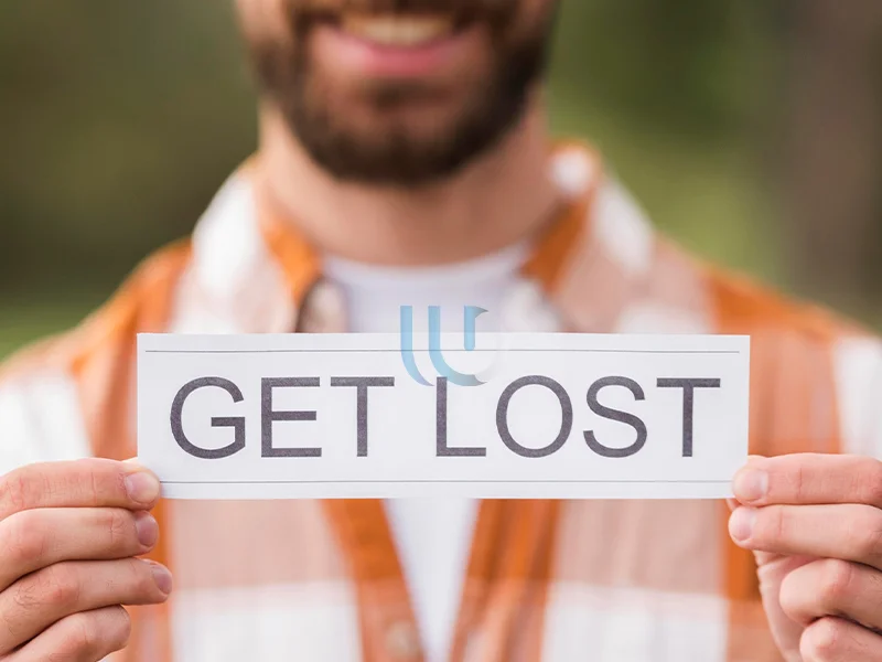 Common LinkedIn Mistakes - weak headline 
